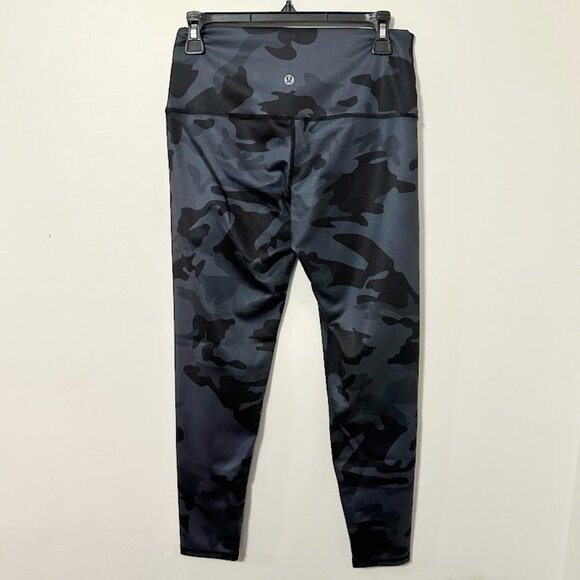 Lululemon Align 23" Leggings, Black & Gray Camouflage Camo Cropped - Size 8 - Picture 3 of 8